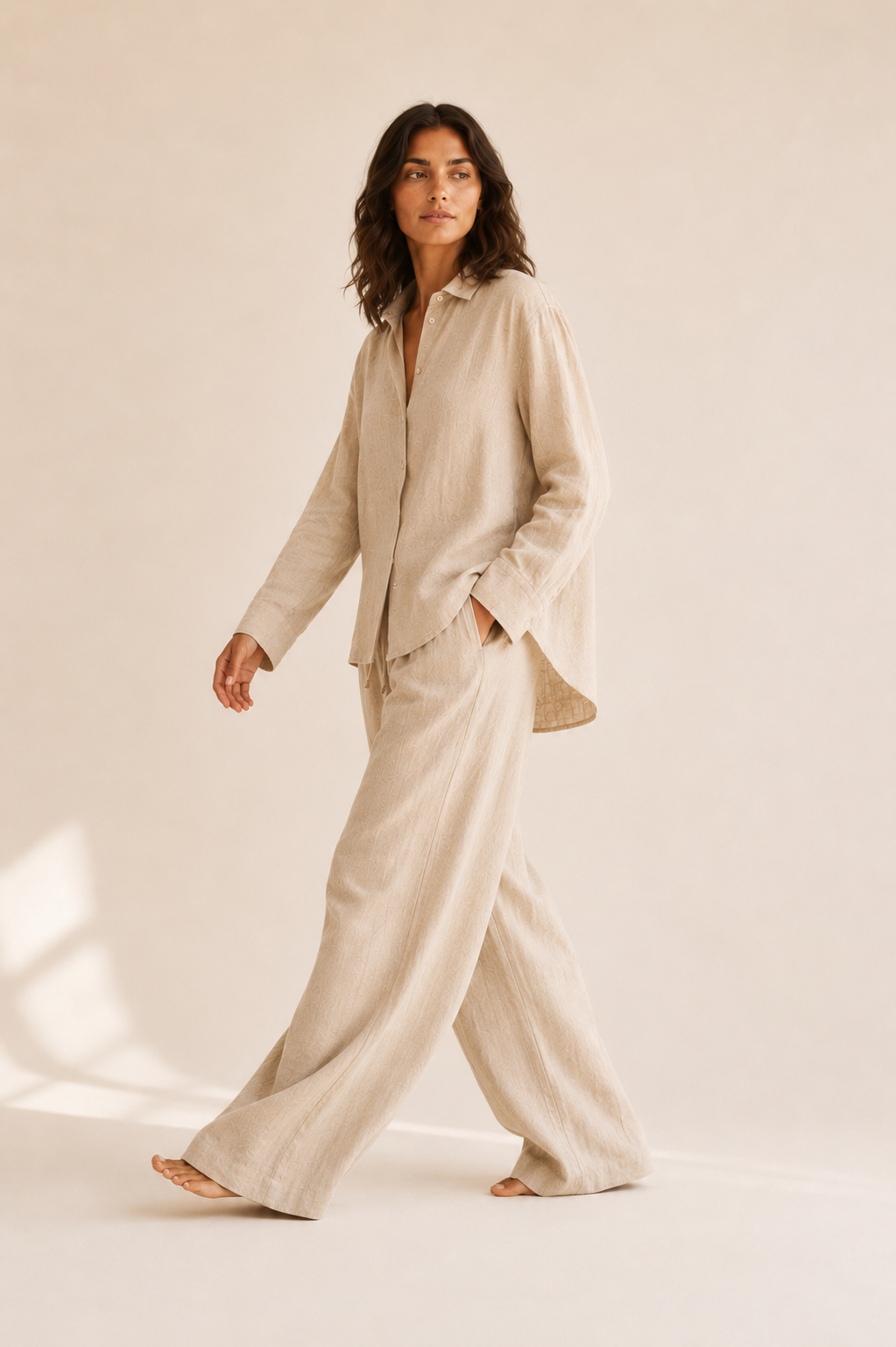 Beige - walk